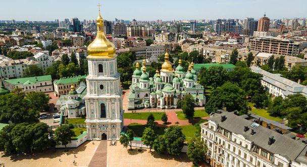 Cattedrale di Santa Sofia Kiev dall'alto del paesaggio urbano di Piazza Santa Sofia - Foto, immagini