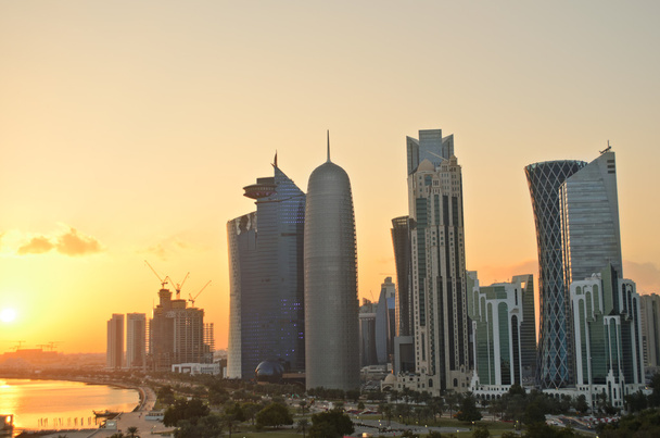 Doha al atardecer
 - Foto, imagen