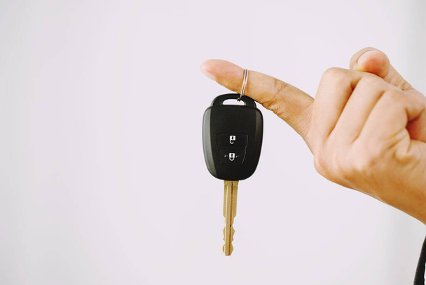 New car keys with special low interest loan offers. - Zdjęcie, obraz