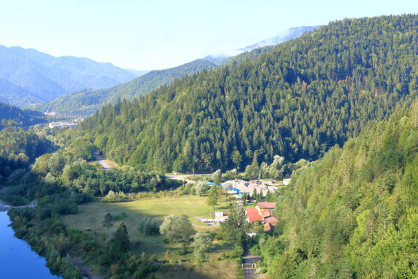 Bicaz Gorge viewed from the top of the dam - Foto, Imagen