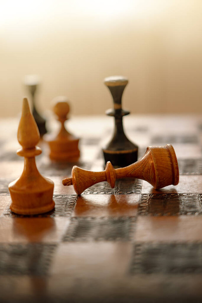 チェスゲームで負け王の概念を諦め . - 写真・画像