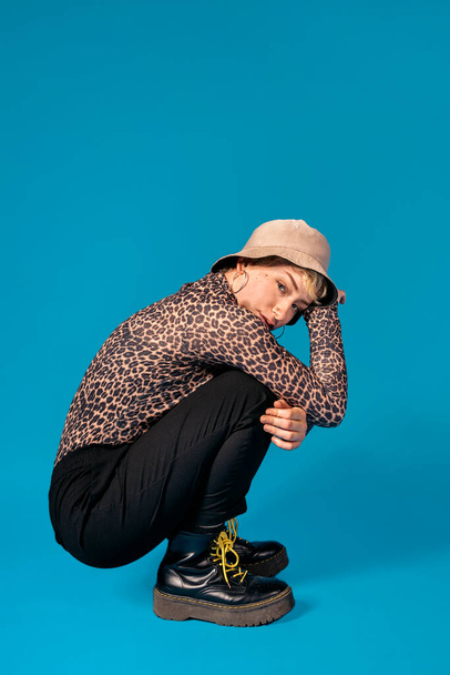 Hipster Girl Posing in Studio Shot - Фото, зображення