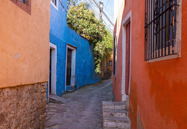 Guanajuato, Meksika, Guanajuato tarihi merkezinde renkli koloni sokakları ve mimarisi - Fotoğraf, Görsel