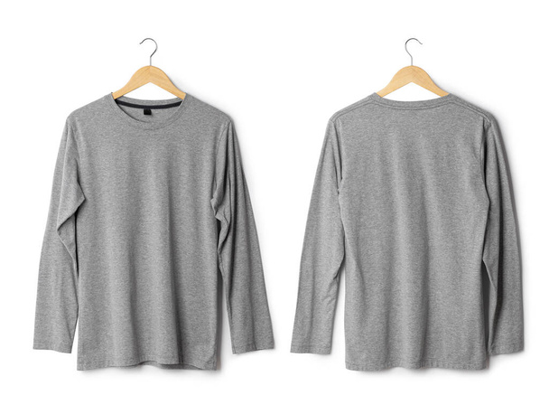 Realistische lange mouw T-shirt mockup opknoping voor-en achterkant uitzicht geïsoleerd op witte achtergrond met clipping pad. - Foto, afbeelding