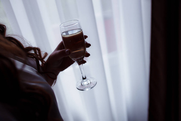 woman drinking wine from a glass  - Foto, Imagen