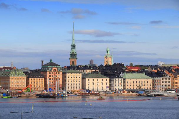 Stockholm morning skyline in Sweden. Gamla Stan waterfront (the Old Town). - Foto, immagini