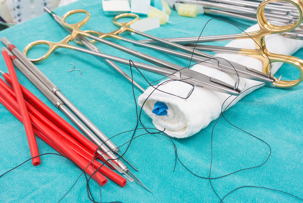Χειρουργικά εργαλεία για τη λειτουργία - Φωτογραφία, εικόνα