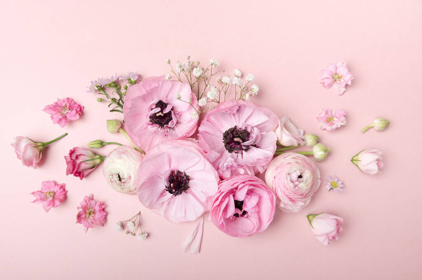 Floral arrangments of tender ranunculus flowers - Fotografie, Obrázek