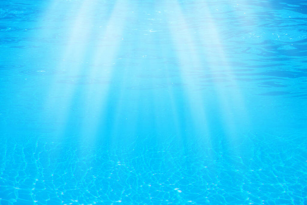 Superficie azul submarina y ondulaciones, escena natural para fondo - Foto, Imagen