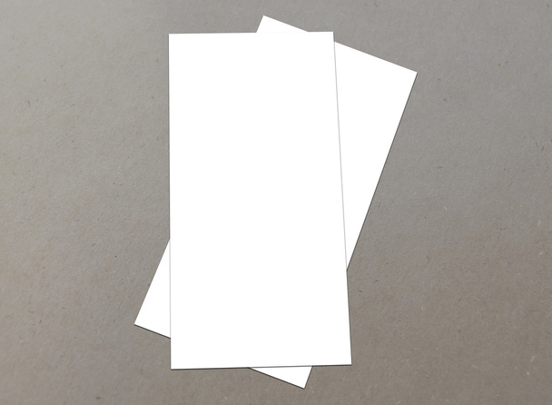 Katta boş beyaz kağıt (4 "x 8") el ilanı - Fotoğraf, Görsel