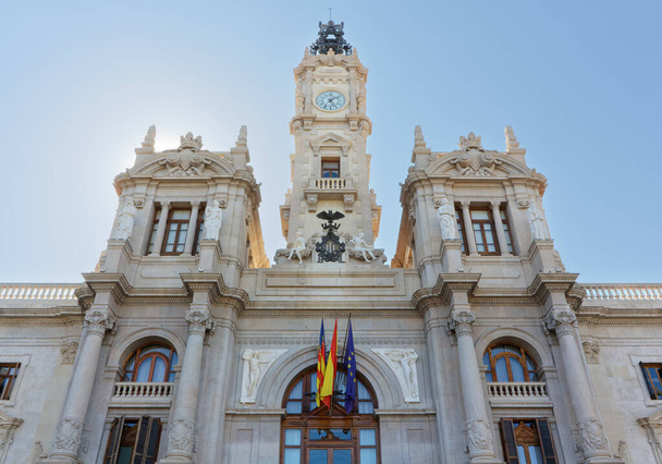 Vooraanzicht van het stadhuis van Valencia, Spanje - Foto, afbeelding