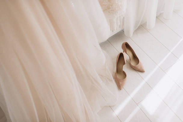 fashion couture bridesmaid shoes - Foto, Bild