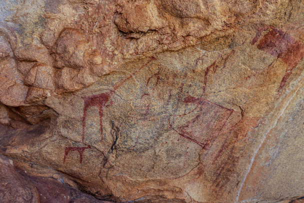 Incrível vista interior Fotos das formações rupestres de Laas Geel - uma das primeiras pinturas rupestres conhecidas no Chifre da África, Somalilândia - Foto, Imagem