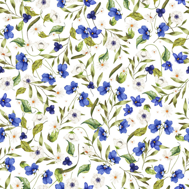 Aquarelle motif sans couture avec des fleurs sauvages bleu et blanc sur fond clair - Photo, image