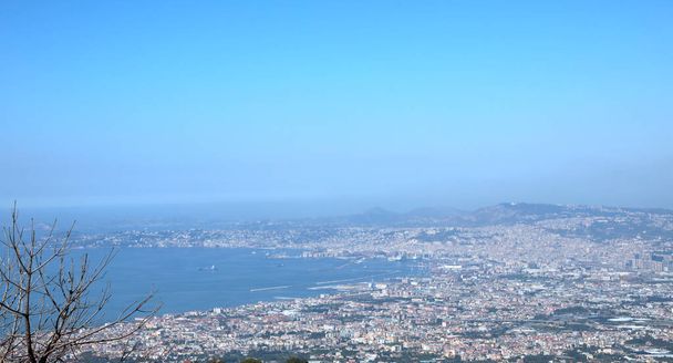 Panoramatický výhled na Neapolský záliv v Itálii z Vesuvu Vulkán - Fotografie, Obrázek