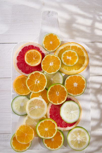 Kolory owoców cytrusowych  - Zdjęcie, obraz