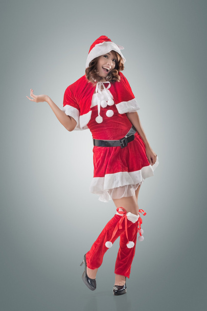 Привлекательная рождественская леди
 - Фото, изображение