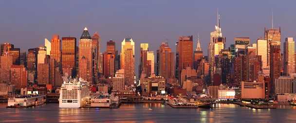 skyline di New York City Times Square
 - Foto, immagini