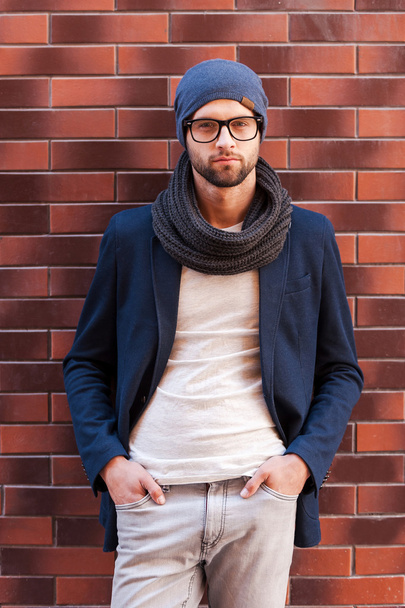 Confident handsome man in smart casual wear - Foto, Bild