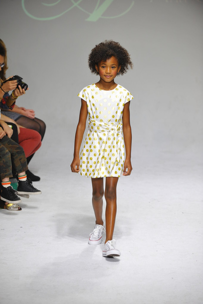 Aria Children's Clothing preview - Photo, image