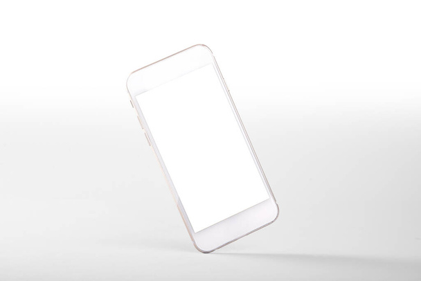 Mobiltelefon üres fehér képernyő mockup - Fotó, kép