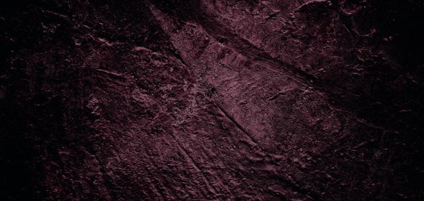 Beängstigend dunkle Wand, grunzige Zementstruktur für den Hintergrund, Wand voller Kratzer - Foto, Bild