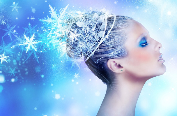 Maquiagem de inverno de mulher bonita
 - Foto, Imagem