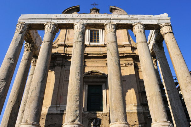 San Lorenzo in Miranda Church in Rome, Italy - 写真・画像