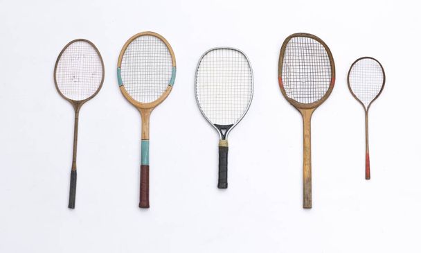 ヴィンテージの木製のテニス ラケット - 写真・画像