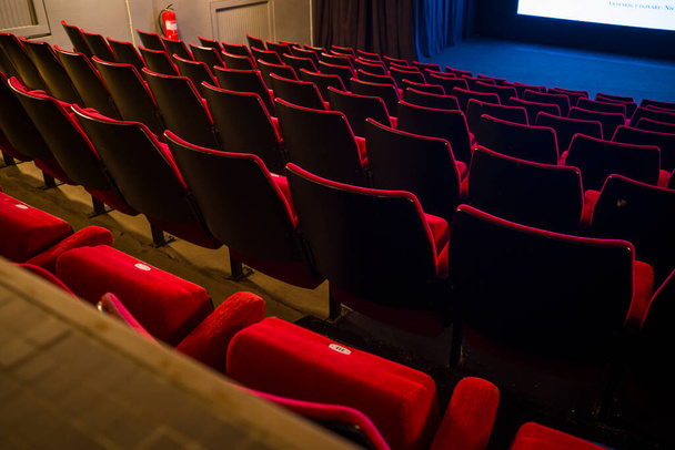 Стокгольм, Швеция Корни сидений в старинном кинотеатре. - Фото, изображение