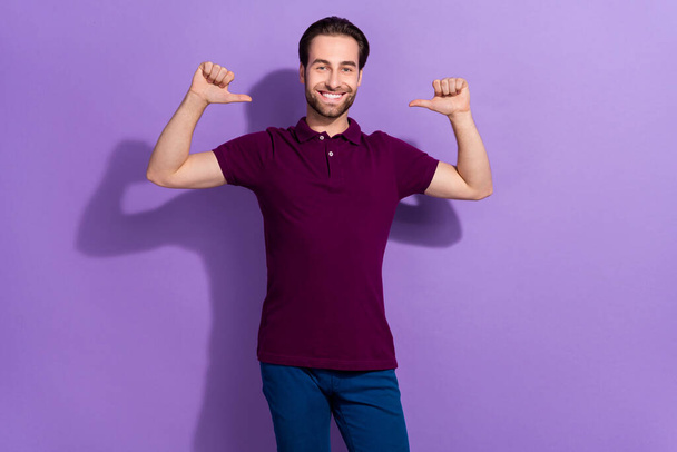 Photo of good looking businessman recommend himself and his own young company isolated on violet color background - Φωτογραφία, εικόνα