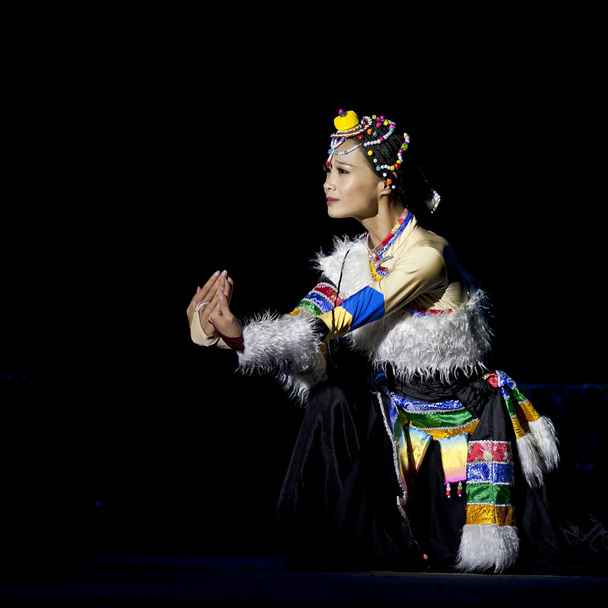 chinese Tibetan ethnic dancer - Foto, Imagem