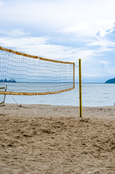 red de voleibol en la playa
 - Foto, imagen