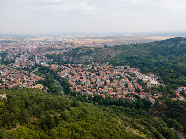 Aerial view town of Asenovgrad, Plovdiv Region, Bulgaria - Фото, зображення
