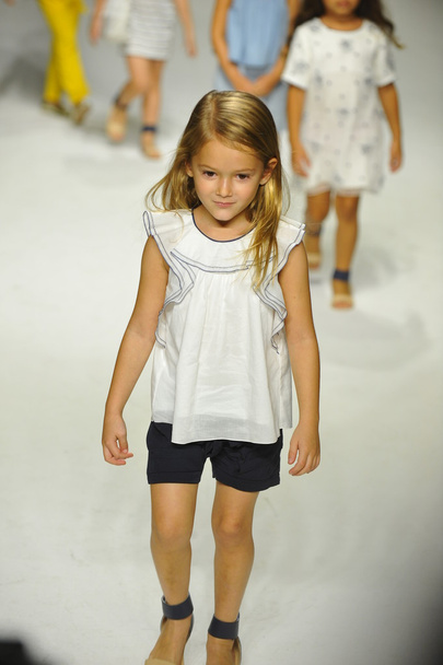 Chloe preview at petite PARADE Kids Fashion Week - Fotoğraf, Görsel