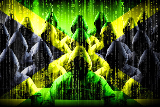 Hacker incappucciati anonimi, bandiera della Giamaica, codice binario - concetto di attacco informatico - Foto, immagini
