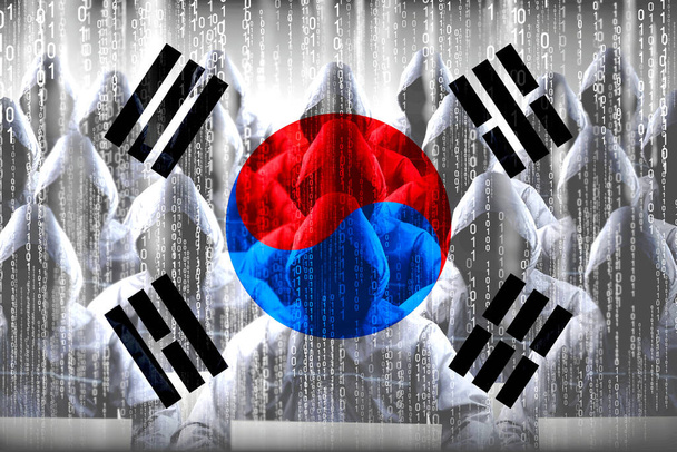 Névtelen kapucnis hackerek, Dél-Korea zászlaja, bináris kód - kibertámadás koncepció - Fotó, kép