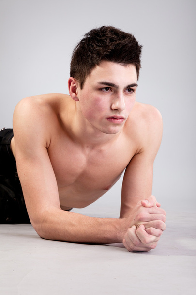 Muscular young man - Φωτογραφία, εικόνα