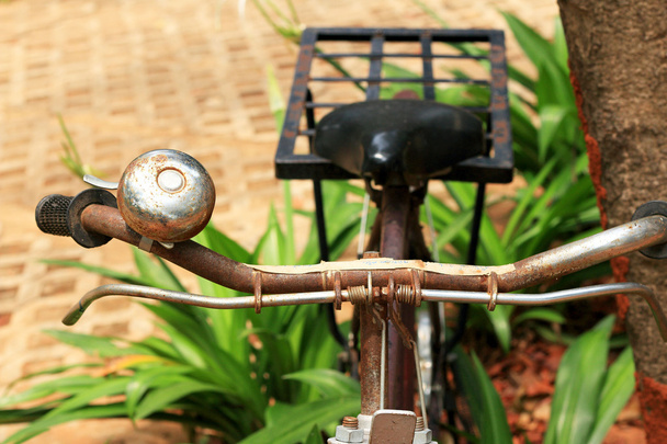 Primo piano di vintage vecchia bicicletta
. - Foto, immagini