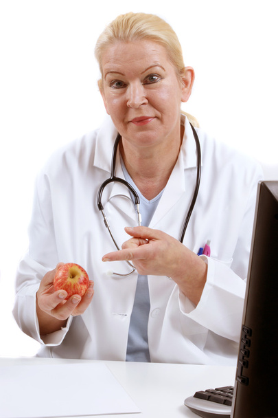 zdravotnický personál s zdravé organické jablko - Fotografie, Obrázek