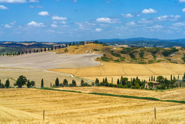 Paisagem rural em Val d Orcia, Toscana, Itália, no verão - Foto, Imagem