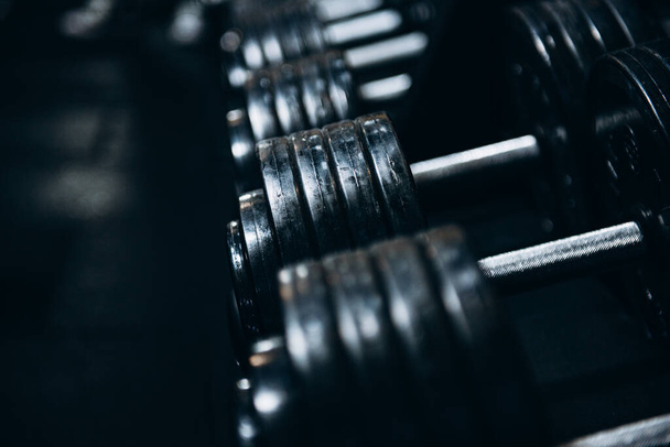 zbliżenie kettlebell siłownia sprzęt sportowy metal zdrowie fitness - Zdjęcie, obraz