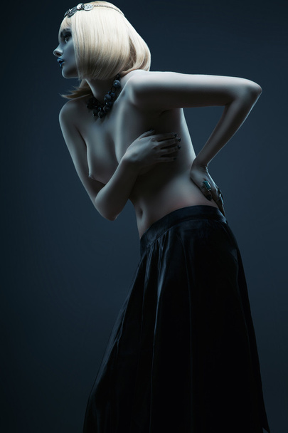 white woman in long black skirt - Foto, Bild