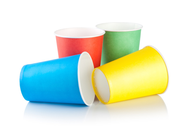 wegwerp cups geïsoleerd - Foto, afbeelding