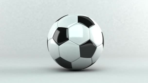 voetbal geïsoleerd op witte achtergrond - Video