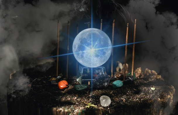 Concepto de adivinación y predicciones del destino, magia y elementos wicca - Foto, Imagen