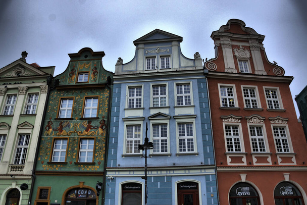 Views of the different tourist places in Poznan, Poland. Town Hall Square. Fisherman's Houses - Foto, afbeelding
