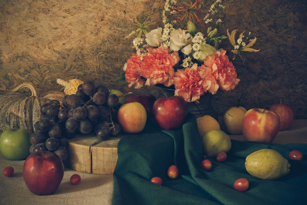 Still life with Fruits. - Valokuva, kuva