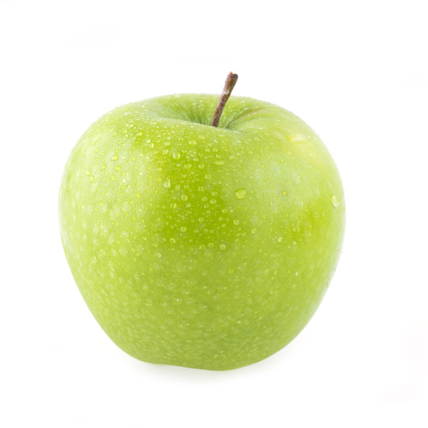 fruta de maçã com gotas de água isoladas no fundo branco
 - Foto, Imagem