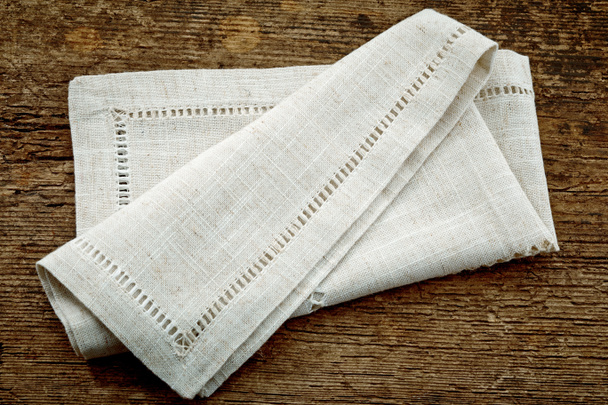 servilleta de lino plegada - Foto, Imagen